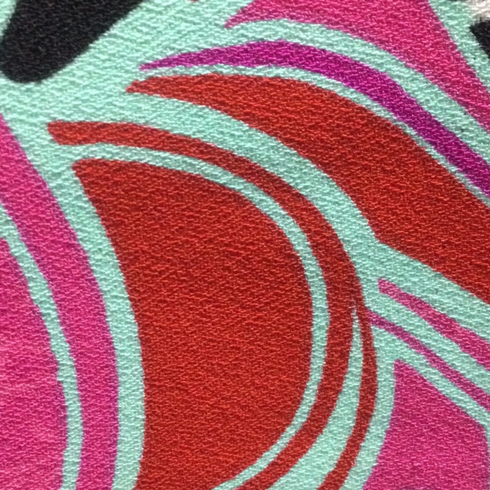 Meet your posher 🌹 Rose